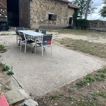 Holiday home Ferme Equestre En Charente