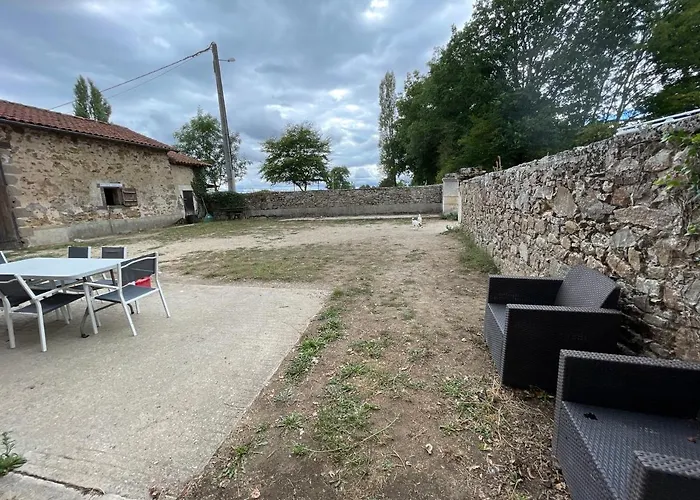 Dans Un Centre Equestre Grand Parking Сasa de vacaciones