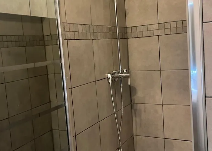 Dans Un Centre Equestre Grand Parking Confolens